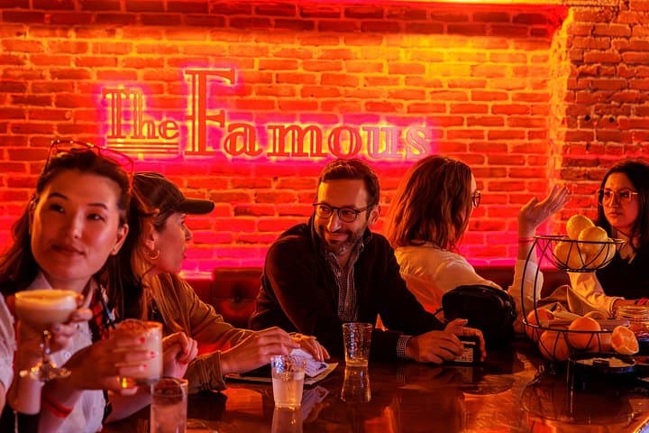 Glendale Party Bike Pub Crawl: 2-Hour Electric Pedal Pub Tour photo 4
