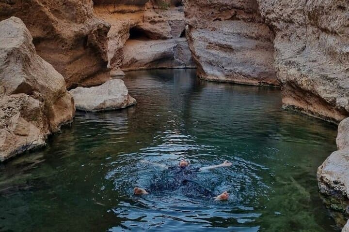 Five Days Across Northern Oman: Wadis, Deserts, Forts, and Turtles photo 4