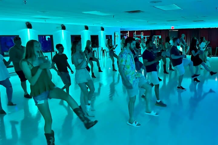 Beginner Line Dancing in Nashville: BYOB Country Dance Class for First-Timers photo 3