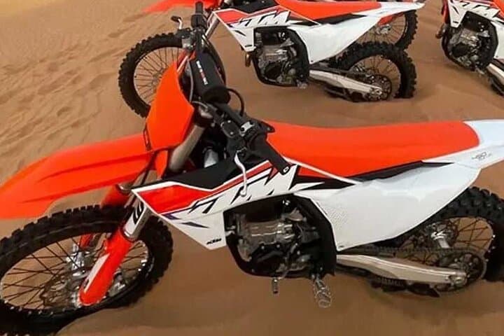 Dubai Dirt Bike Desert Rental Tour with Private Transfer photo 5