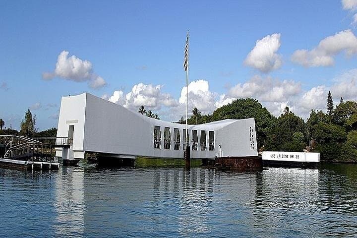 Pearl Harbor Battleships Tour: USS Arizona & Missouri Full-Day Experience photo 3
