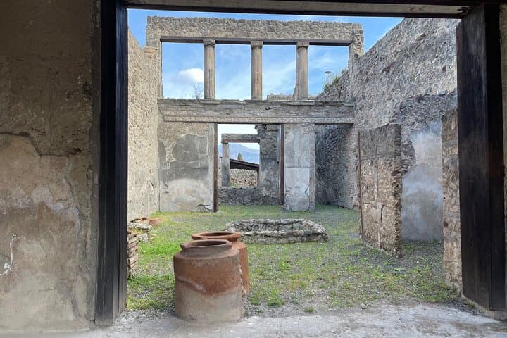Naples to Positano Private Transfer with 2‑Hour Pompeii Stop photo 6