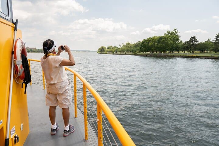 Exploring Washington DC by Water and Foot: Potomac River Cruise and Georgetown Walking Tour photo 6