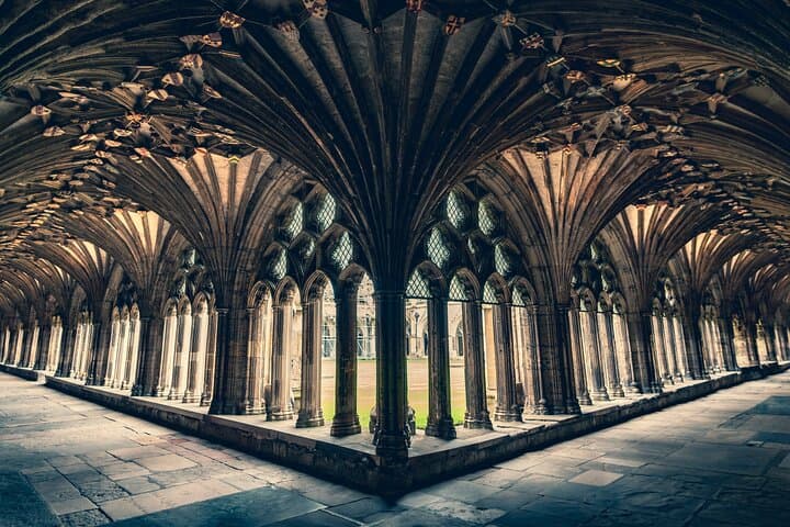 Canterbury Chronicles: Private 2‑Hour Walk Through Cathedral, Abbey & River Stour