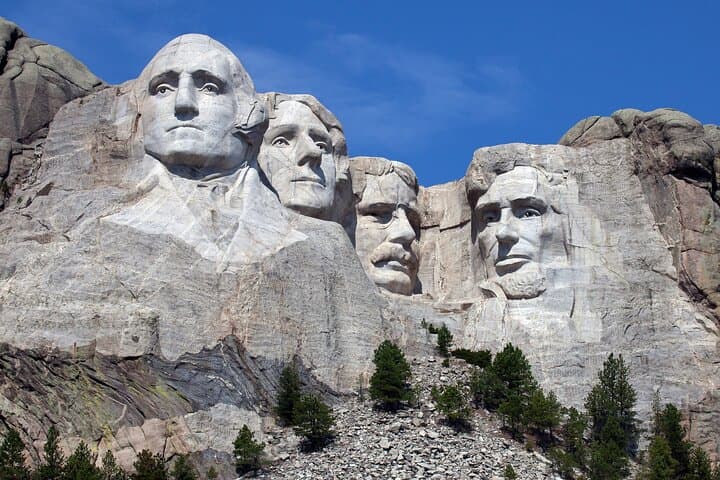 Dakota Highlights Self-Guided Driving Tour: Black Hills, Mount Rushmore & Badlands photo 4