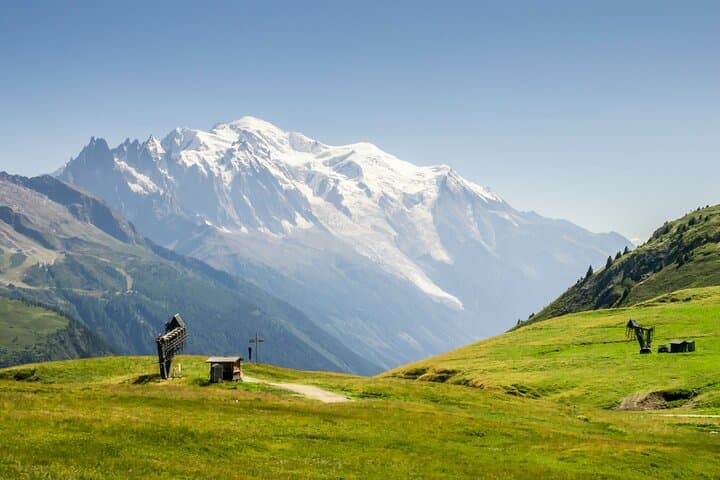 Chamonix Day Hike with a Guide: Mont‑Blanc Views and Savoyard Picnic photo 2