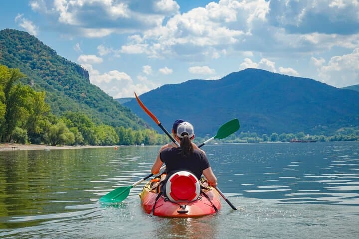 Danube Bend Hiking and Kayaking Day Trip from Budapest