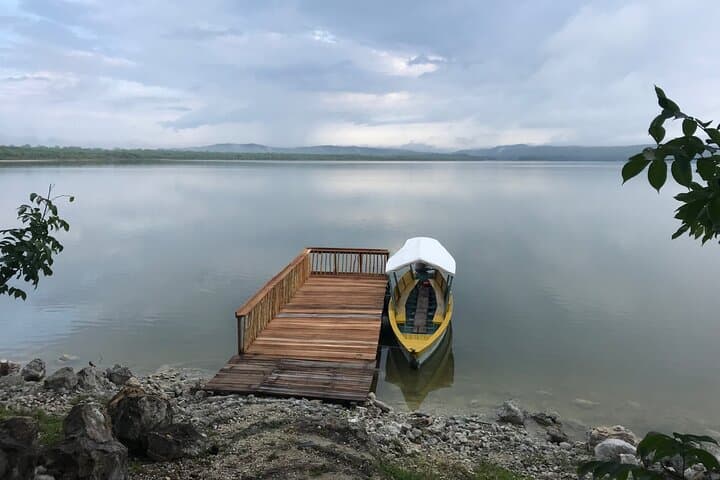 Yaxha and Topoxte Jungle Trek: Boat Ride, Jungle Hike & Classic Maya Ruins from Flores photo 2