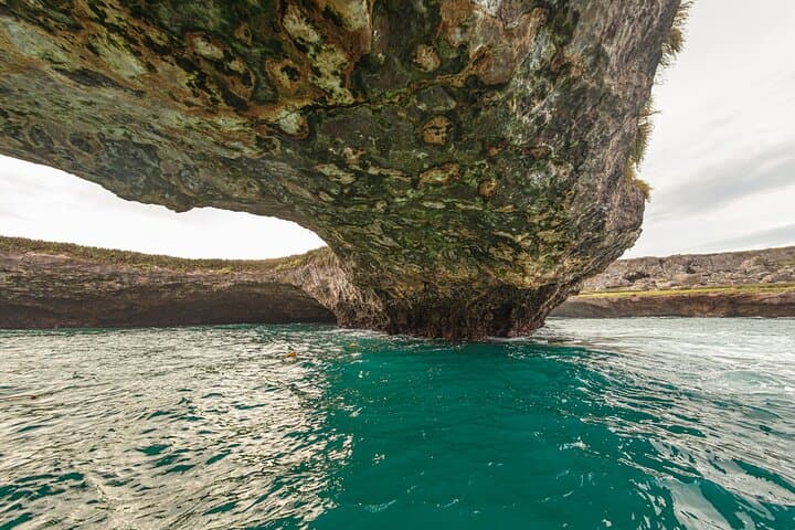 Islas Marietas Day Cruise: Snorkel, Kayak & BBQ at Majahuitas photo 4