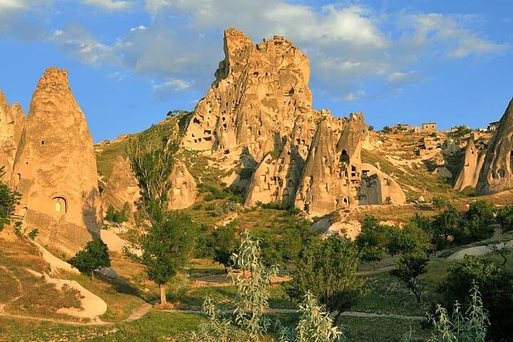 Cappadocia Red Tour: Guided Day Trip to Göreme, Uchisar, Zelve & Avanos