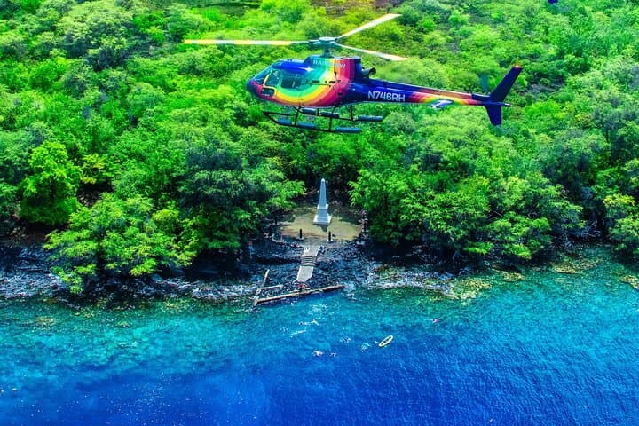 Kona Coast Helicopter Tour: A 30-Minute Aerial Adventure Over Hawai‘i’s Iconic Landscapes photo 4