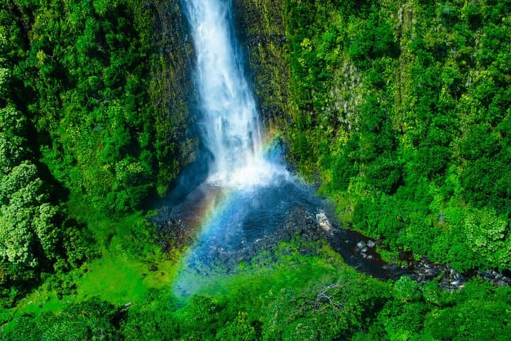 Kohala Coast Helicopter Tour: 90-Min Volcano & Waterfall Heli Flight (Doors Off or On) photo 2