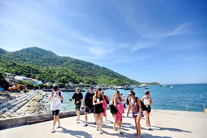Cham Island Snorkeling Tour from Hoi An — Beaches, Coral & Seafood photo 5