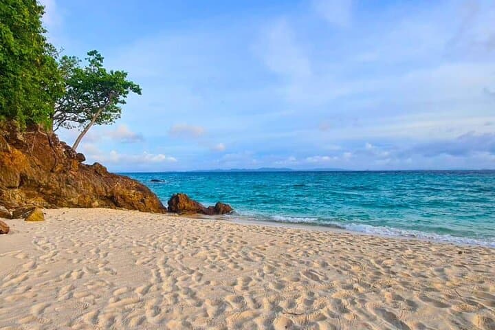 Private Phi Phi & Bamboo Islands Speedboat Tour from Phuket photo 6