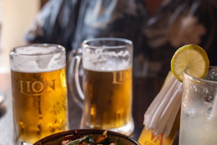 Behind Bars in Colombo: Arrack & Bar-Snack Crawl from Colombo 5 to Fort photo 4