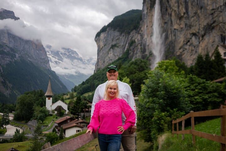 Lauterbrunnen Valley Walking Photoshoot: Waterfalls, Chalets & Meadows photo 5