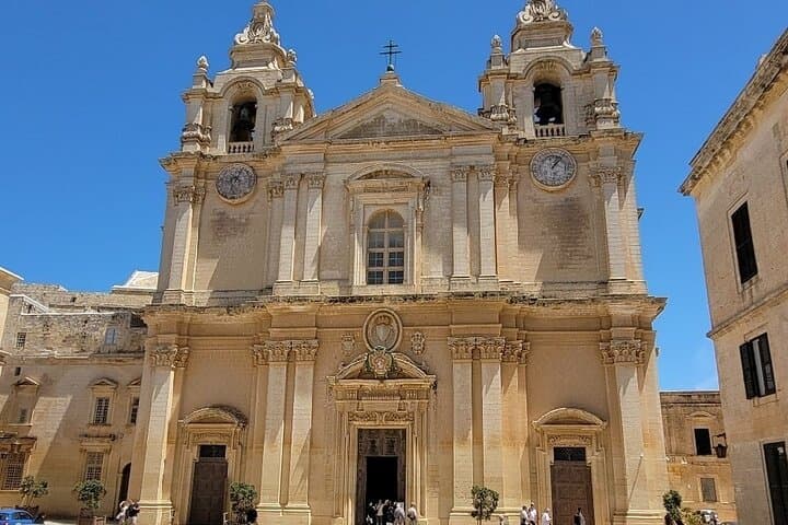Private 6-Hour Island Tour of Malta: Mosta, Mdina, Ħaġar Qim & Dingli Cliffs photo 3