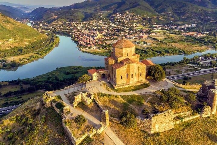 Full-Day Tbilisi and Mtskheta Tour — Narikala, Sulphur Baths & Svetitskhoveli photo 2