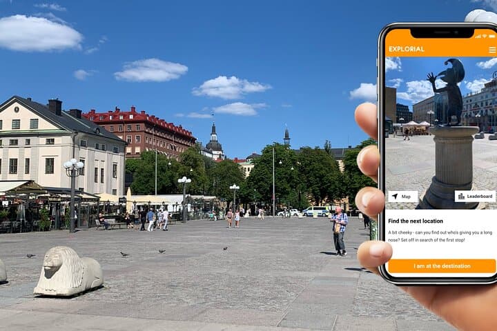 Stockholm Scavenger Hunt: Self-Guided City Walk & Sights