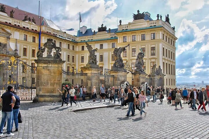 Prague Private 3-Hour Walking Tour & Traditional Beer Tasting photo 2