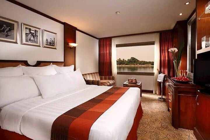 Nile Cruise from Aswan to Luxor: 4-Day Cultural Cruise with Egyptologist Guide photo 3