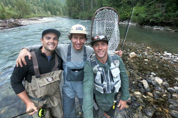 Half-Day Walk & Wade in the Columbia River Valley: Guided Shore Fishing and Casting Lessons photo 3