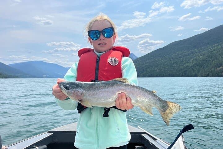 Full-Day Guided Boat Fishing on Lake Revelstoke and Upper Arrow photo 6