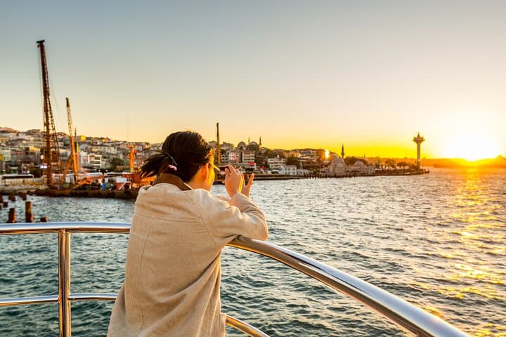 Bosphorus Sightseeing Cruise — 1-Hour Istanbul Cruise with Audio Guide photo 5