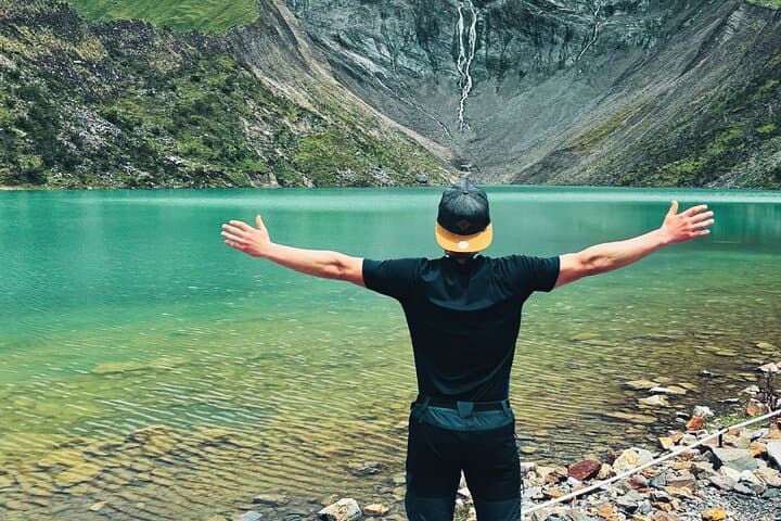 Humantay Lagoon Full-Day Trek from Cusco: Salkantay Views & Turquoise Waters photo 4