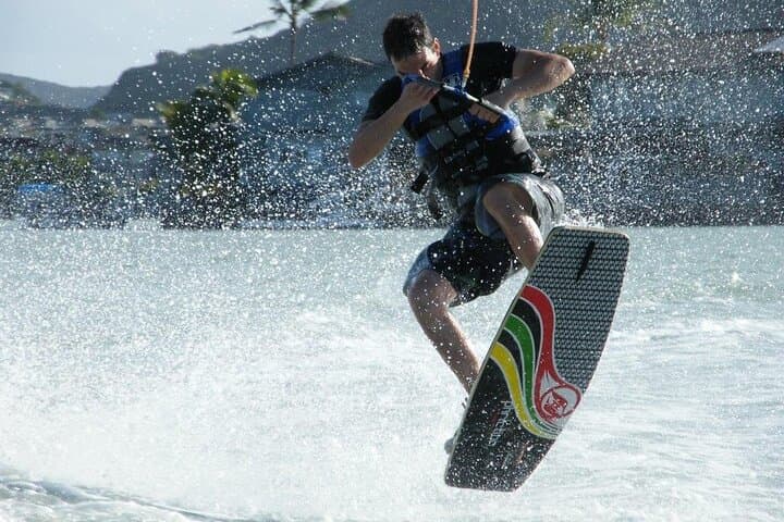 Koko Marina Wakeboarding: 30-Min Private Session in Hawaii Kai