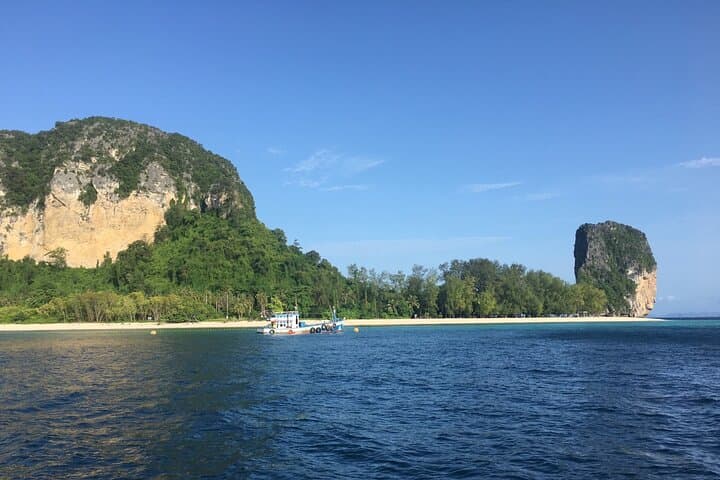 Private Krabi & Phi Phi Islands Speedboat Tour: Maya Bay, Snorkel & Railay Day Trip photo 5