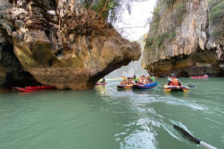 Private James Bond and Phi Phi Islands Speedboat Tour from Phuket photo 4