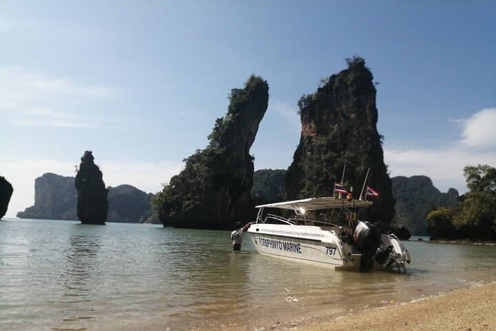 Private James Bond and Phi Phi Islands Speedboat Tour from Phuket photo 6
