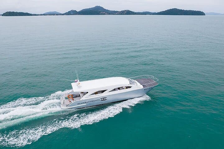 Phi Phi & Bamboo Island Speed Catamaran — Maya Bay, Pileh Lagoon & Snorkel photo 3