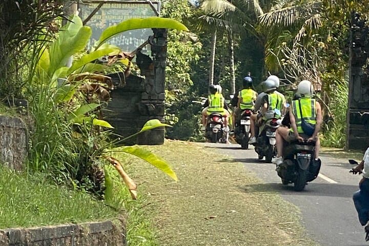 Full-Day Bali Scooter Tour: 5 Elements Ubud Scooter Adventure photo 4