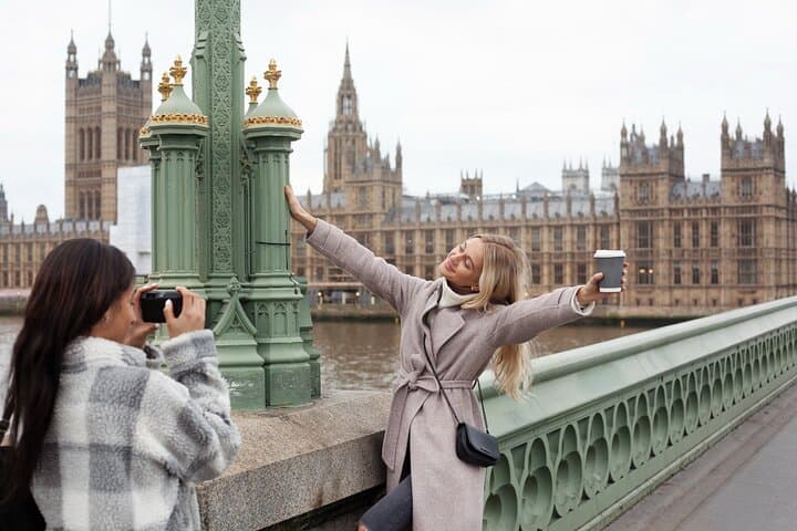 Architectural London: Private Walking Tour with a Local Expert photo 2