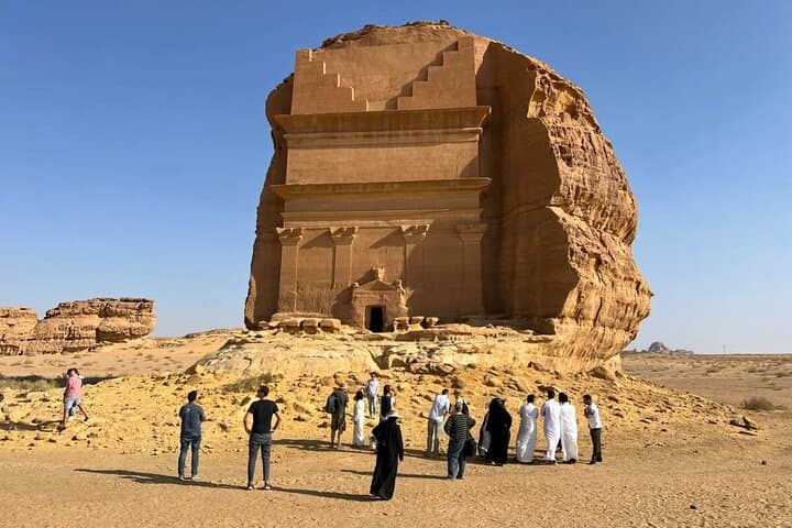 Explore Hegra (Al‑Hijr) in AlUla: Guided Tour of Nabatean Rock‑Cut Tombs photo 4