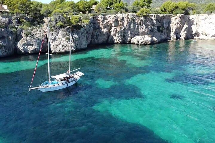 Family Sailing Day in Bay of Palma — Private Sail, Snorkel & Spanish BBQ photo 5