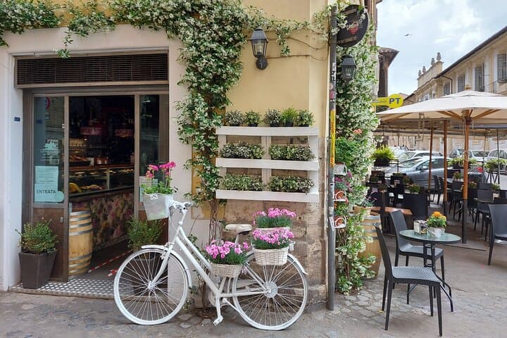 Civitavecchia Port Bike Tour: Old Town, Forte Michelangelo & Gelato photo 4