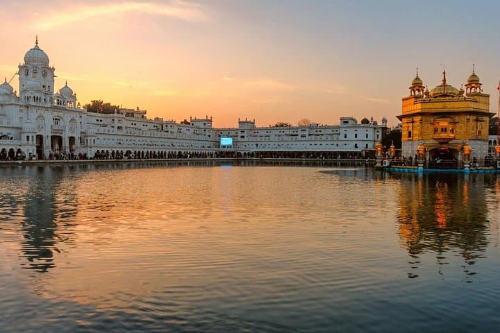 2-Day Amritsar Adventure from Delhi: Golden Temple, Wagah & Jallianwala Bagh photo 3