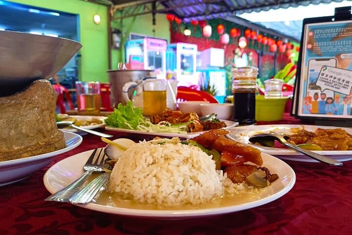 Kuala Selangor Fireflies & Blue Tears Night Tour with Seafood Dinner photo 2