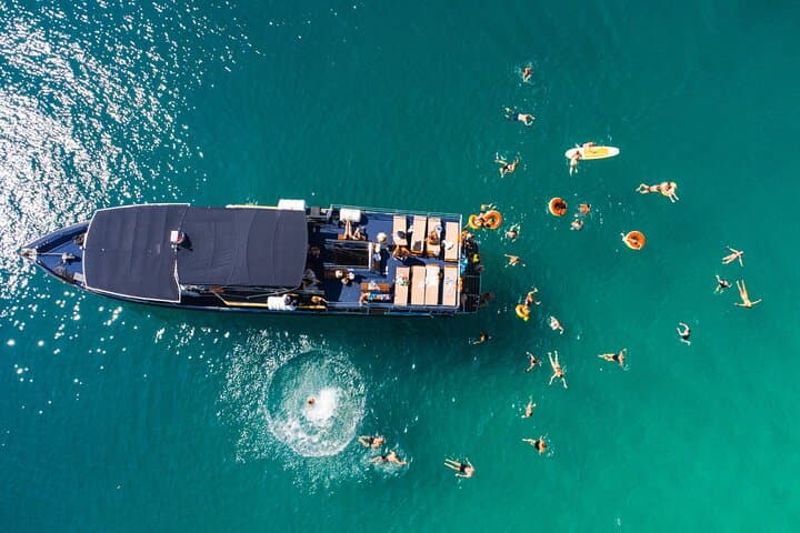 Blue Lagoon and 3 Islands Day Cruise from Split: Swim, Snorkel & Lunch photo 6