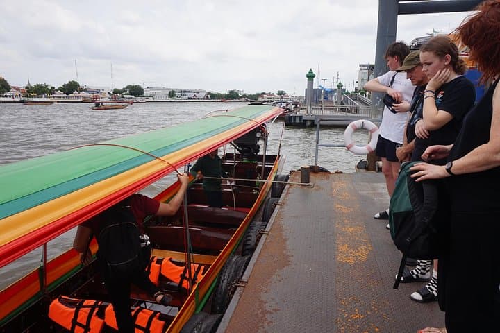 Bangkok Yai Canal Longtail Boat Tour: A 2-Hour Local Waterway Experience photo 3