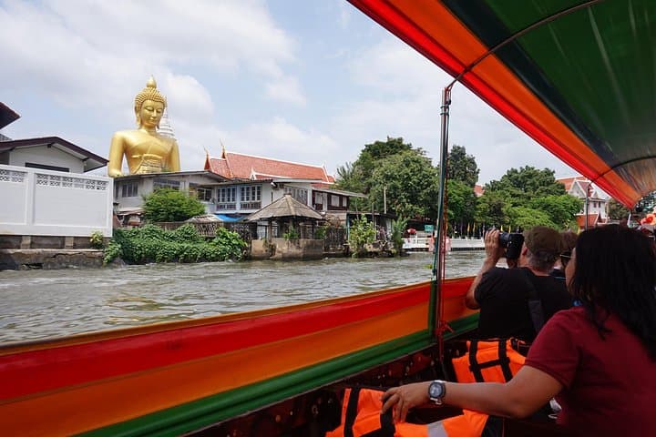 Bangkok Yai Canal Longtail Boat Tour: A 2-Hour Local Waterway Experience photo 4