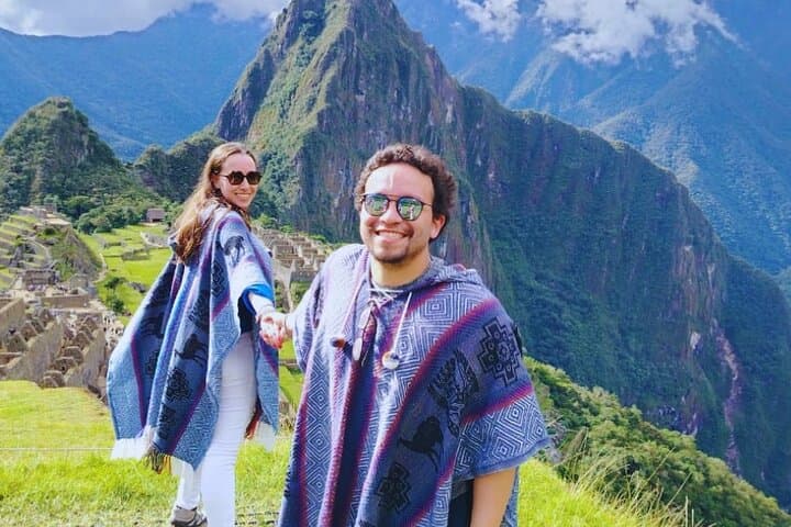 Cusco to Machu Picchu by Train: Full-Day Inca Wonder Tour
