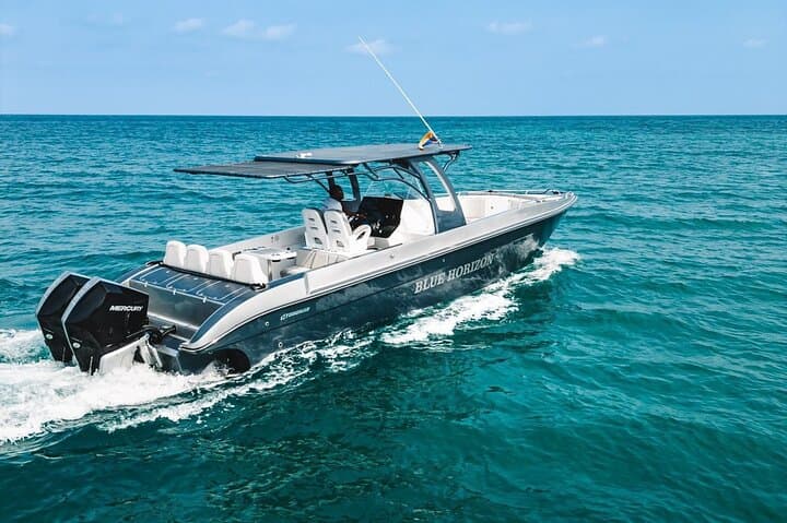 Cartagena Private Boat to Cholon: VIP Day Trip with Drinks & Snorkeling photo 2