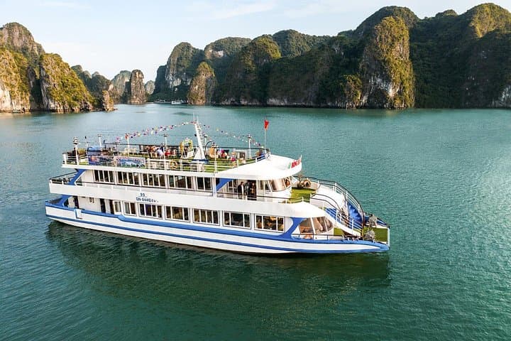 Halong Bay Day Cruise: Sung Sot Cave, Luon Kayak & Ti Top Island photo 2