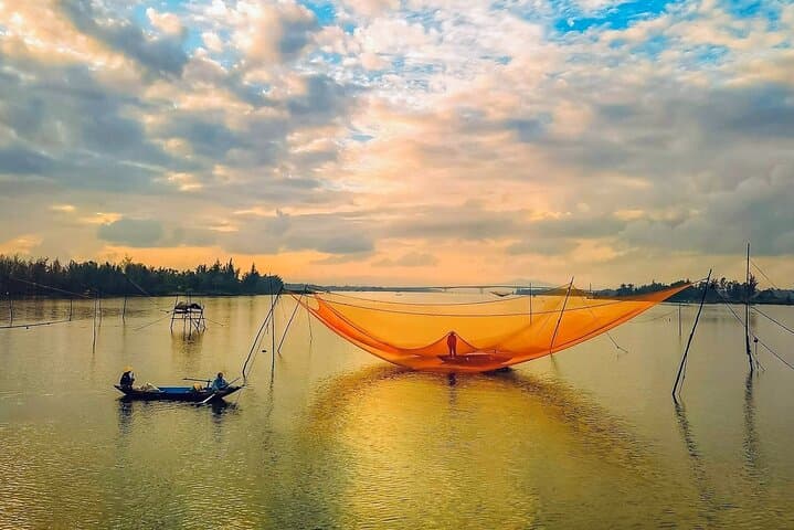 Hoi An Sunset Jeep Expedition: Cocktails, Rice Fields & Vy's Bistro photo 2