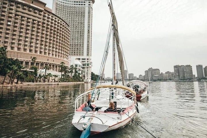 Giza Pyramids Tour with Lunch and Felucca Ride on the Nile — Half-Day Guided Excursion photo 3