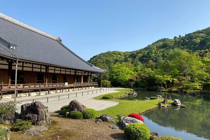 Arashiyama in Two Hours: Private Guided Walk Through Bamboo Groves, Tenryu-ji & Togetsu-kyo photo 3